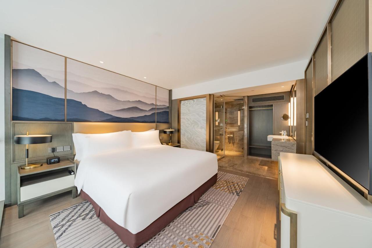 Holiday Inn Zhengzhou Zhongzhou By Ihg Exterior photo